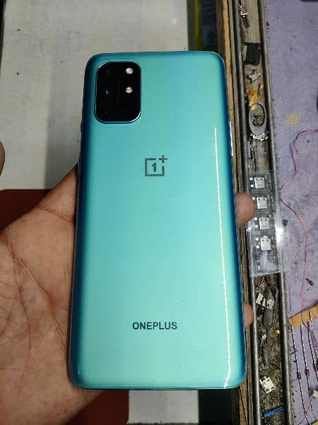 One plus 8t 12 gb ram 256gb rom 3