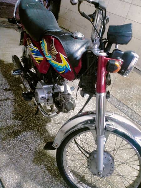 HONDA CD 70 for sale in good condition 1