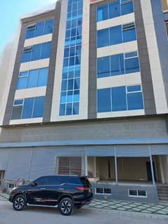 Dha Ph 7 (ext) Khalid Com Aera | Facing Tufail Shaheed Rd | Brandnew 1000 Sqft Com Space For Rent | Ample Car Parking | Modern Glass Elevation | Ideal For Corporaate, Software House, Institute | Reasonable Rent |