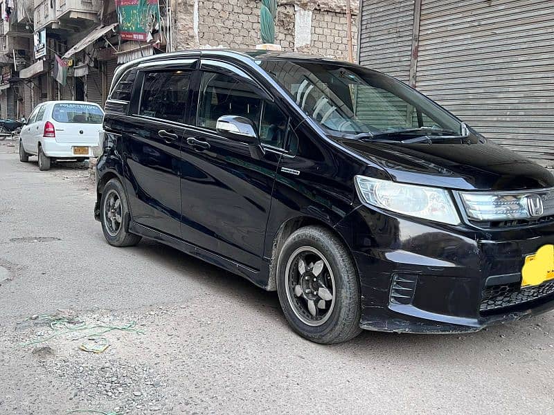 Honda Freed/ Spike 2018 2