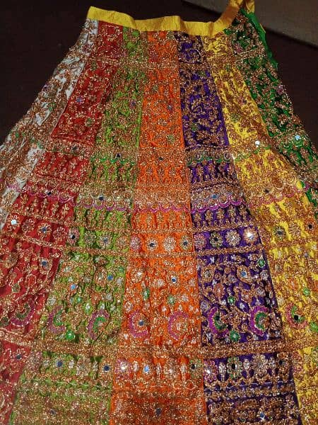 Multi Colour Lehnga Full kam hay is kay uper shirt dubatta SaB hay 3