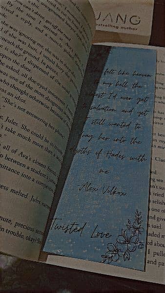 Twisted series bookmarks 2