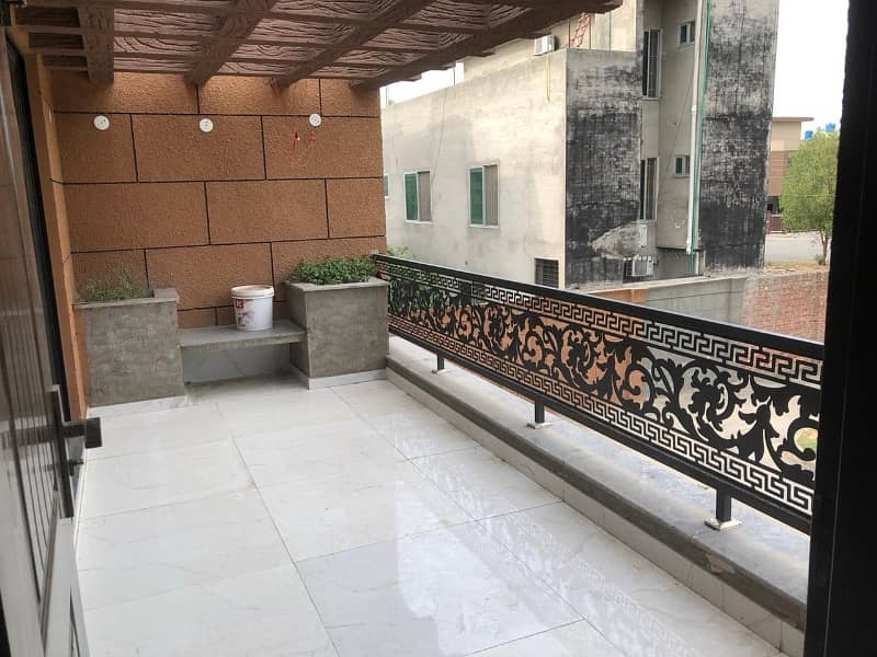 2 Kanal Luxury Upper Portion For Rent In Bahria Town Lahore 5