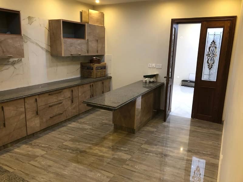 2 Kanal Luxury Upper Portion For Rent In Bahria Town Lahore 14