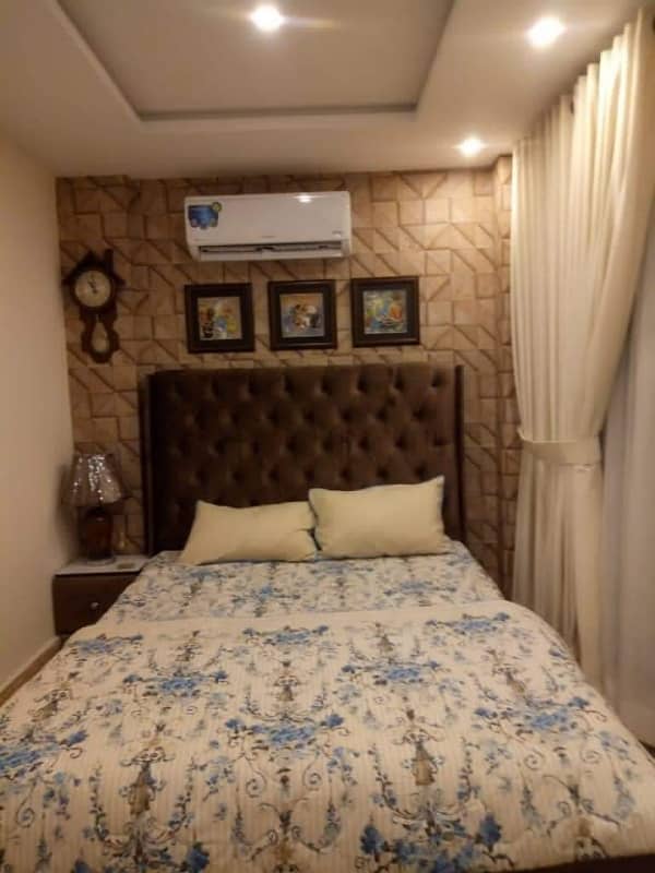 Studio luxury Furnished Flat Available For rent In Bahria Town Lahore 1