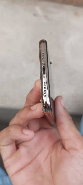 iphone 11 pro max all ok hai 0