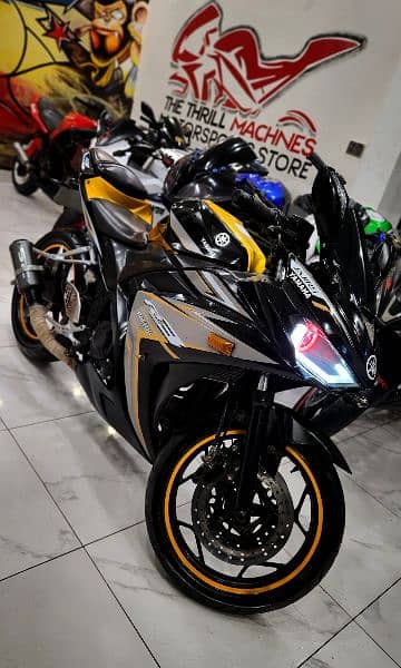 Yamaha R3 replica heavy bike 400cc 0