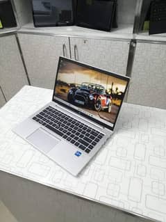 Hp EliteBook 840 G8 : Core i5 11th Gen : 16/512