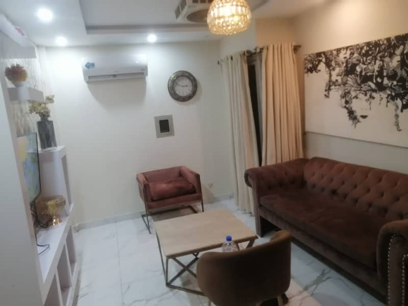 Luxury Apartment for Short Stay/full day Rent in Bahria Town Lahore 8