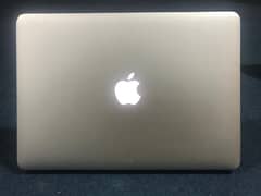 Apple Mackbook Air 2015 13inch 4/256ssd core i5 6th gen condition 10/9