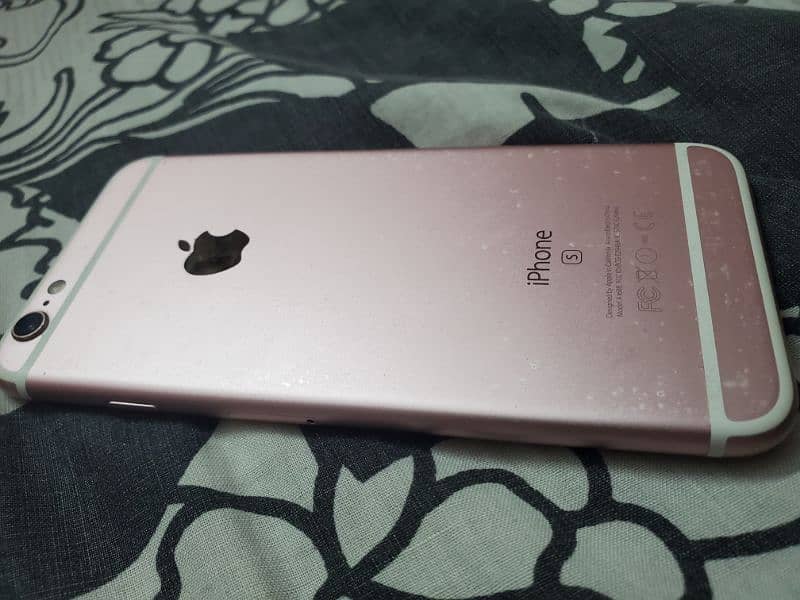 IPHONE 6s 64GB PTA APPROVED 1