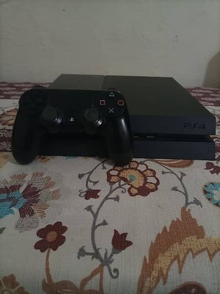 PS4 Fat used 500gb good condition 1