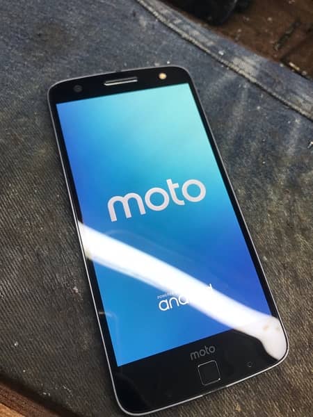 Moto Z force 7