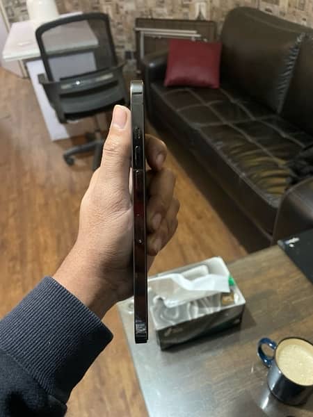 Iphone 12 Pro Max ( Factory Unlocked ) NON PTA 4