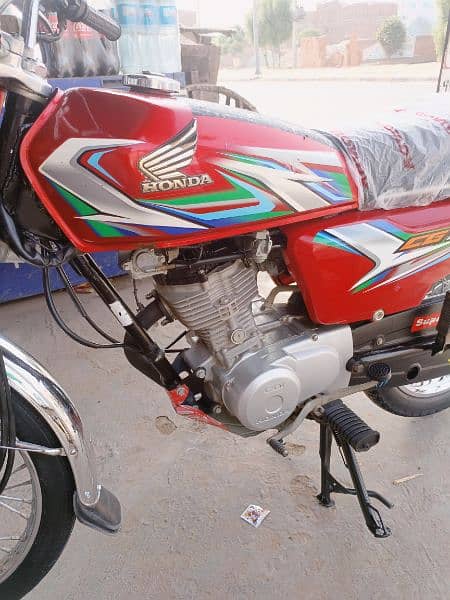 Honda 125 23 model open latter fresh condition 03446464638 2