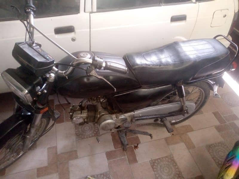 road price bike 10/10 engine ok urgent sale 0