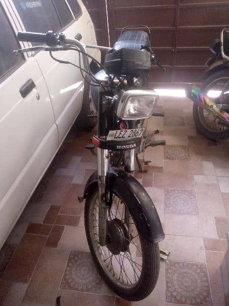 road price bike 10/10 engine ok urgent sale 1