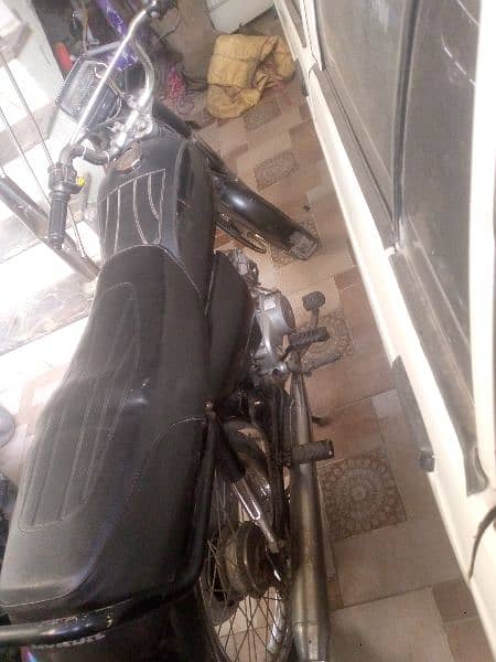 road price bike 10/10 engine ok urgent sale 3