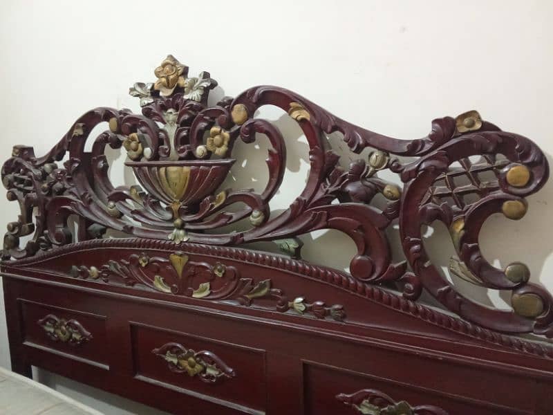 king size bed & dressing table 0