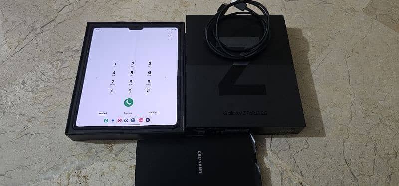 Samsung galaxy z fold3 5g 12/256 dual non pta complete box 10by10 1