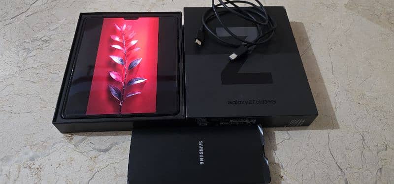 Samsung galaxy z fold3 5g 12/256 dual non pta complete box 10by10 6