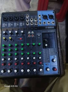 YAMAHA MG10XU PRE MIXER CONSOLE 0