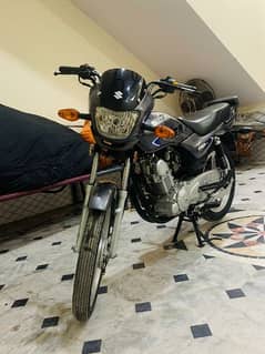 Whatsap 03494747627    suzuki GD110s