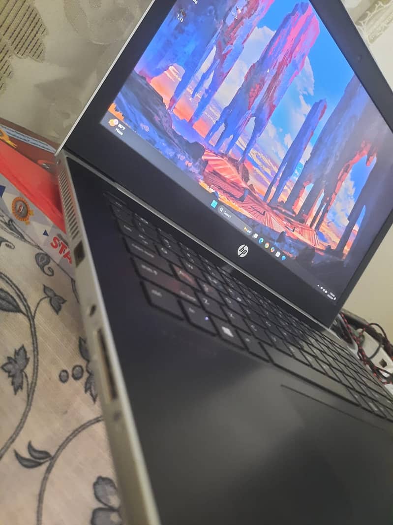 HP Probook 440 G5 , I5 8th gen 0