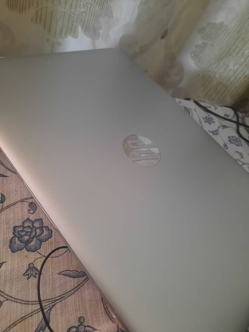 HP Probook 440 G5 , I5 8th gen 8