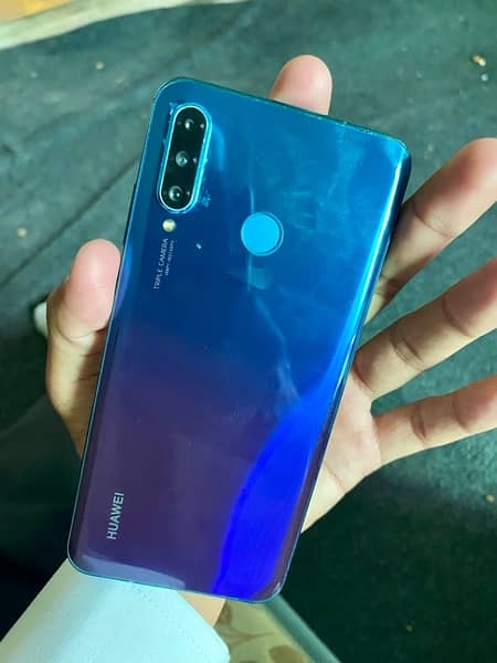 Huawei P30 lite with box 3