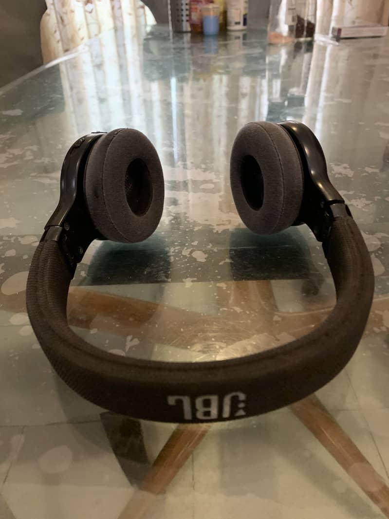 Original JBL E45BT Wireless Headphones 2