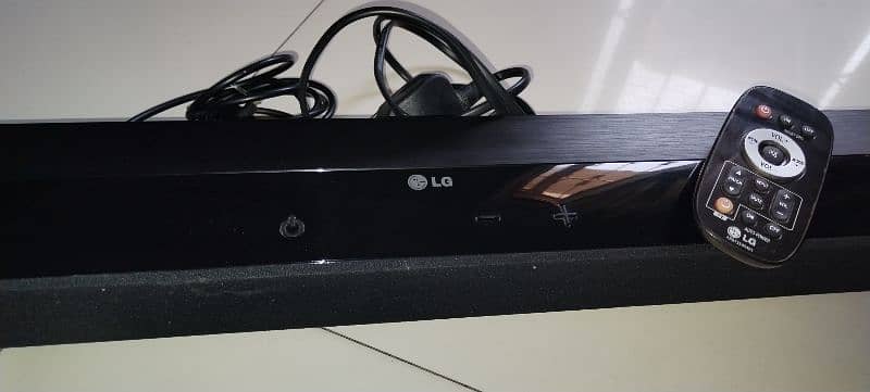 LG Single sound bar with remote (imported) 1