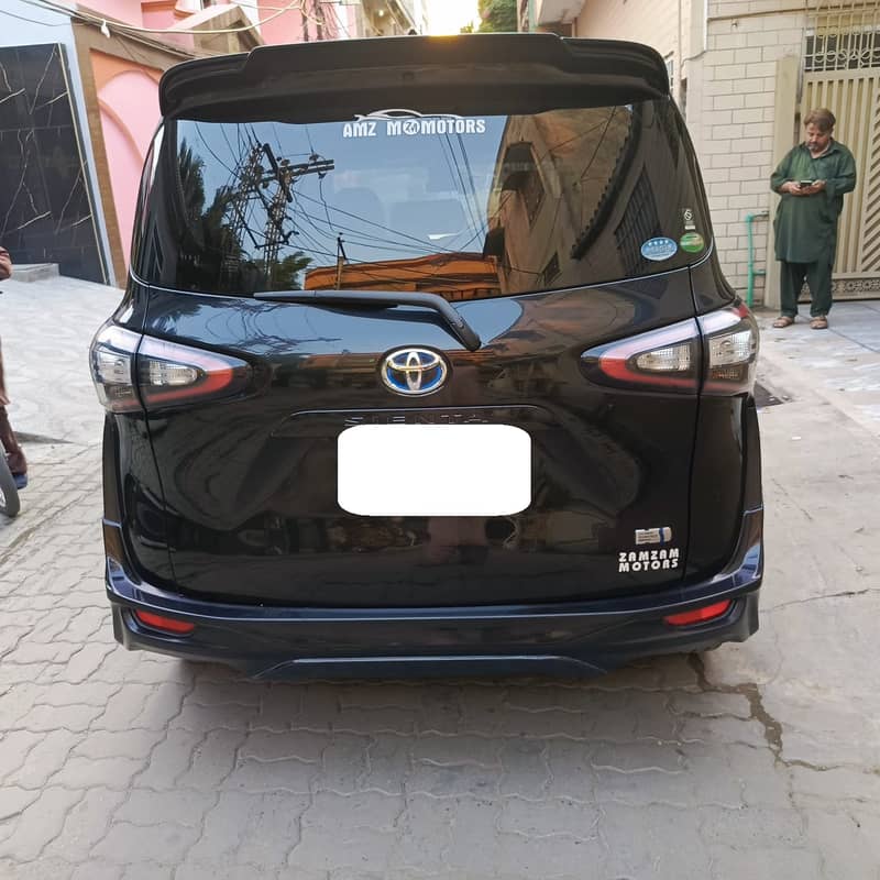 Toyota Sienta 2016 7