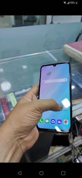 LG G8x Thinq 6gb 128gb 10/10 whatsapp 0310/3311/899 2