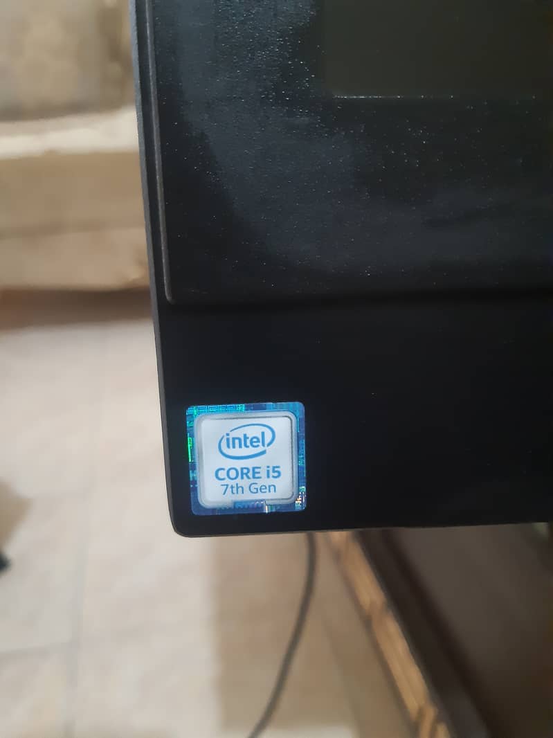 DELL CORE I5 7th generation 2