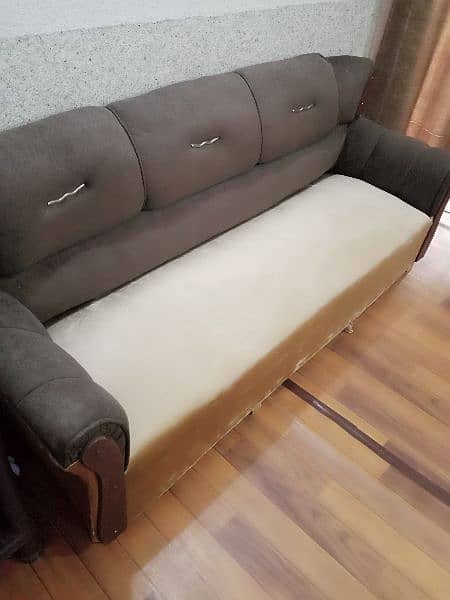 new 3 seater sofa 4 sell 1