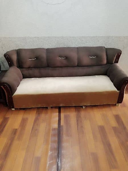 new 3 seater sofa 4 sell 3