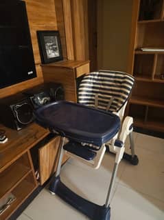 Baby high chair availabile in Islamabad. Contact 0/3/3/4/6/8/8/8/7/4/3