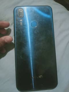 VIVO Y11 WITH BOX USED CONDITION ARGENT SALE