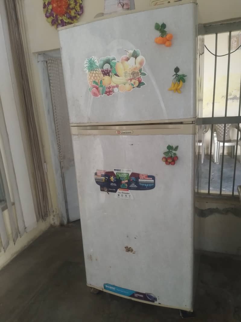 dowalance freezer for sale good condition 1