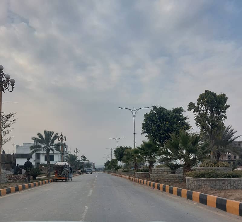 10 Marla Residential Plot Available For Sale In F-17 Multi Gardens Islamabad. 4