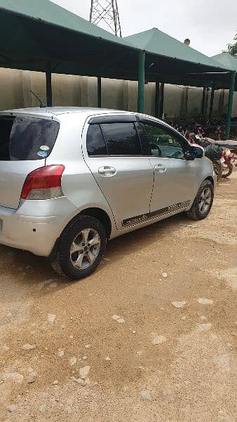 Toyota Vitz 2007 5