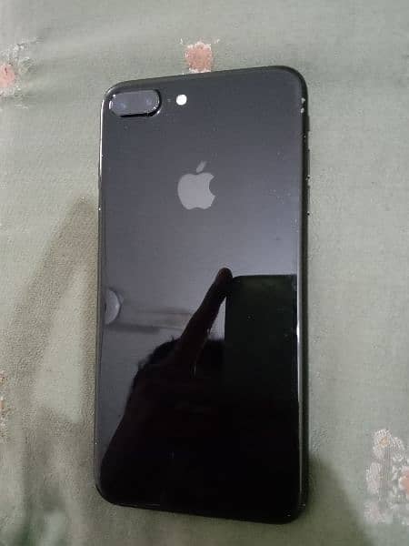 iphone 7 plus for sale 03185661703 watsapp only 8