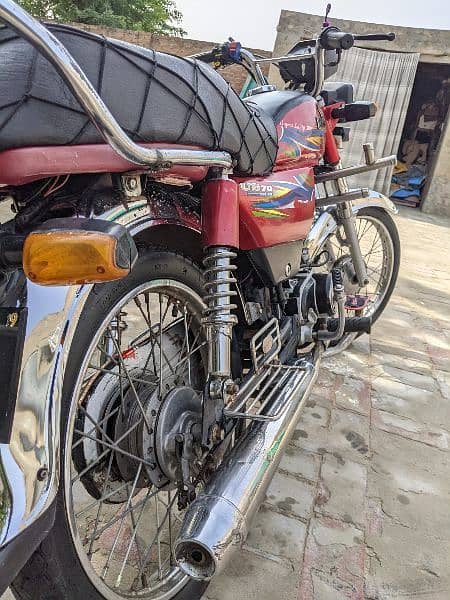 United 70cc Bike 4