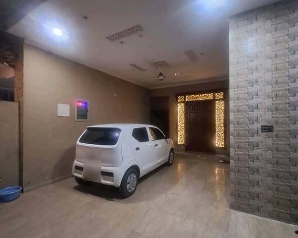 House Is Available For sale In Allama Iqbal Town - Raza Block 7