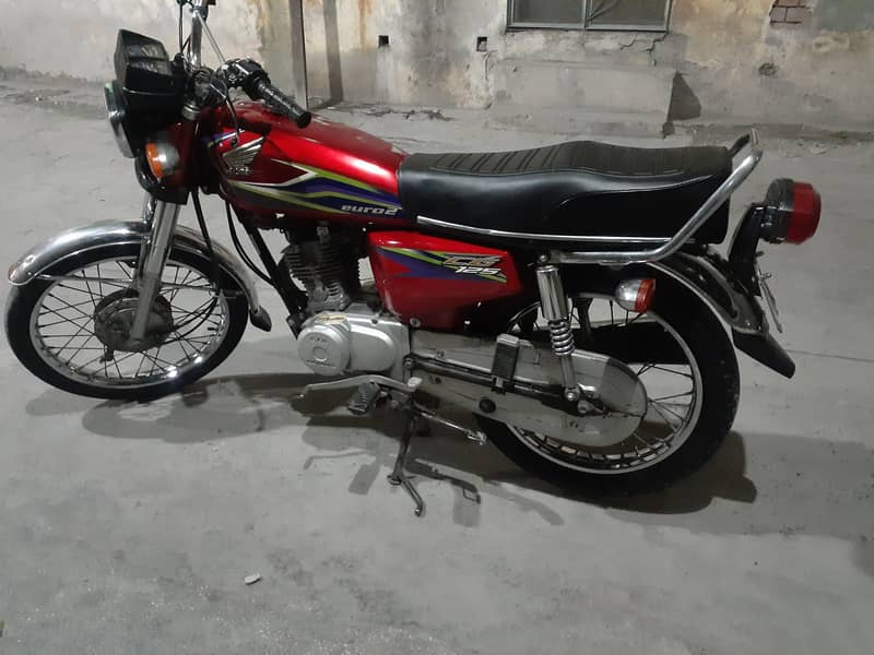 Honda CG 125 2015 10