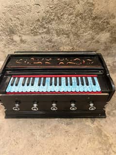 indian harmonium urgent salle