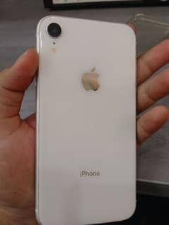 iphone XR 0