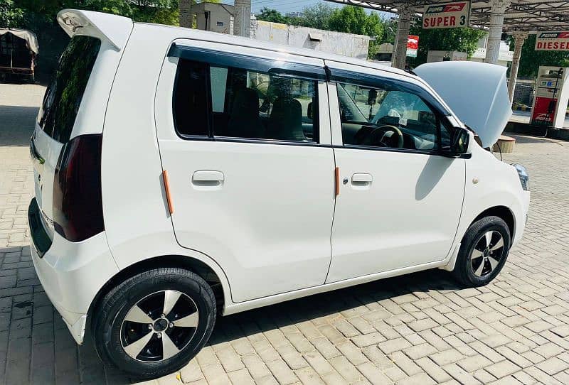 Suzuki Wagon R 2018 5