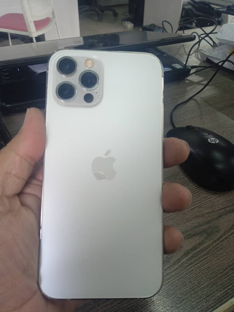 I phone 12 pro 256GB 5